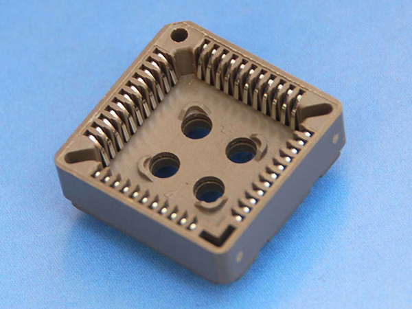 4004 PLCC-44-S-XX-X-X连接器