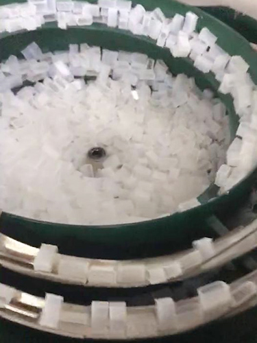 连接器生产视频5