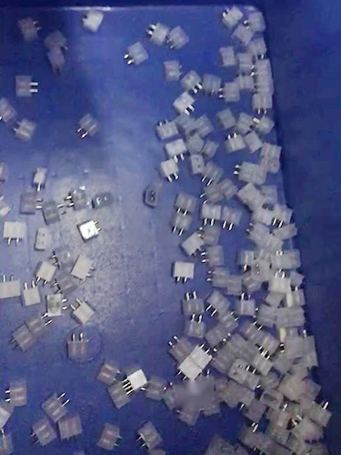 连接器生产视频3